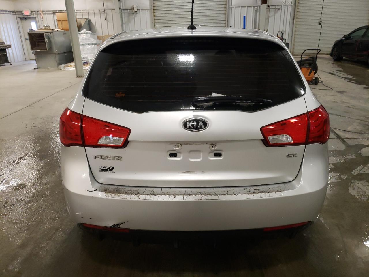 2012 Kia Forte - Image 6