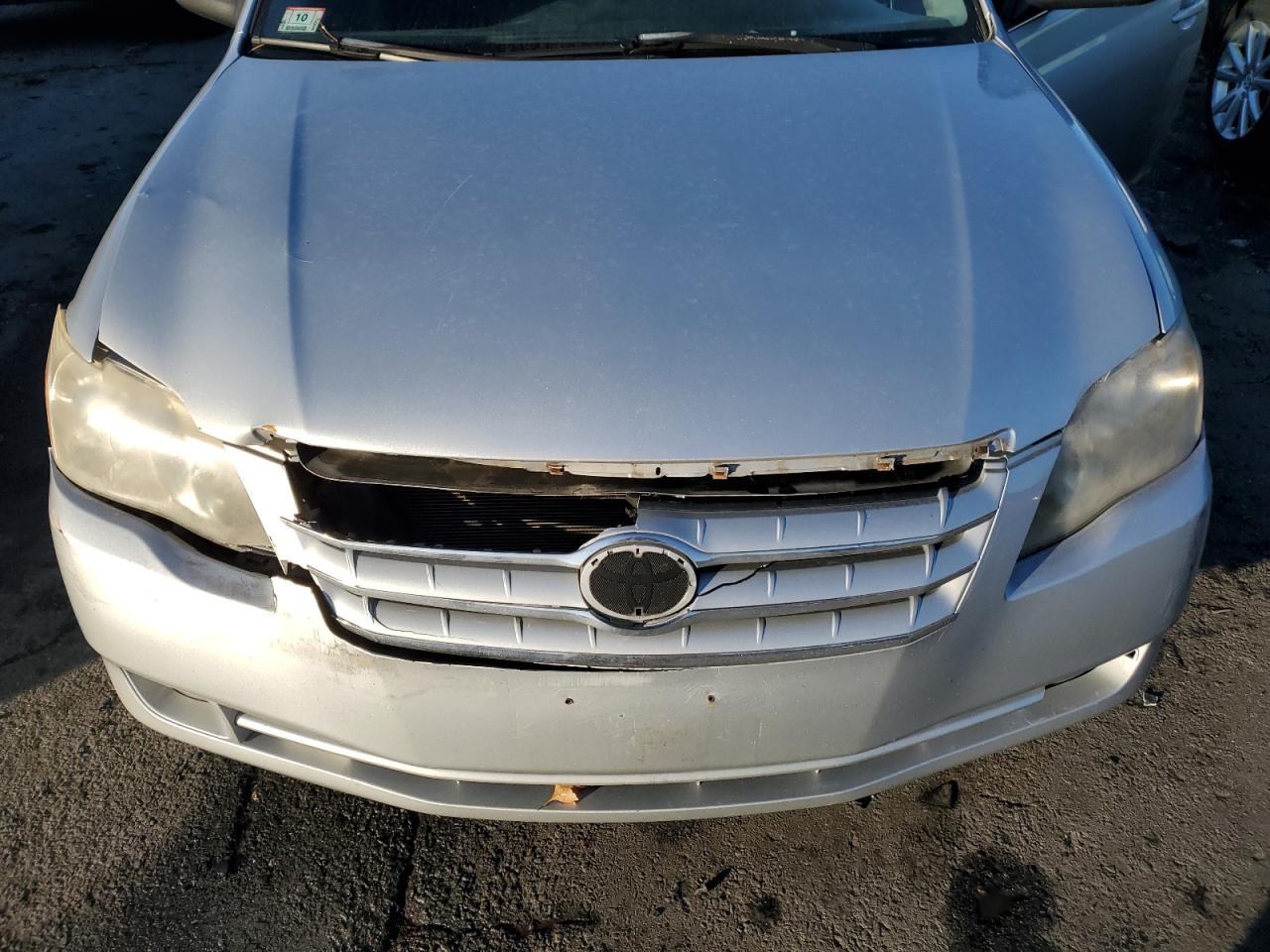 2007 Toyota Avalon - Image 11