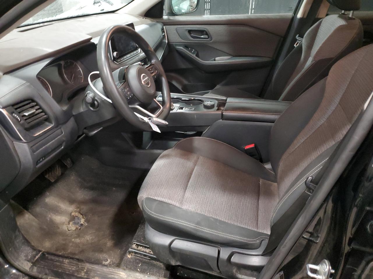 2021 Nissan Rogue - Image 7