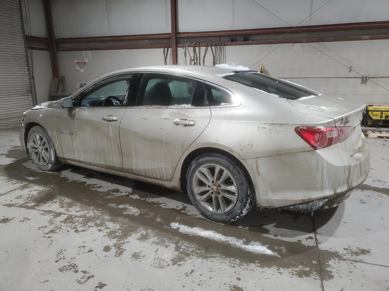 2016 Chevrolet Malibu - Image 2