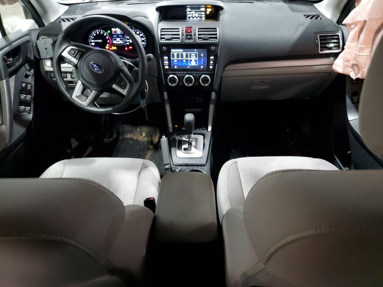 2017 Subaru Forester - Image 8