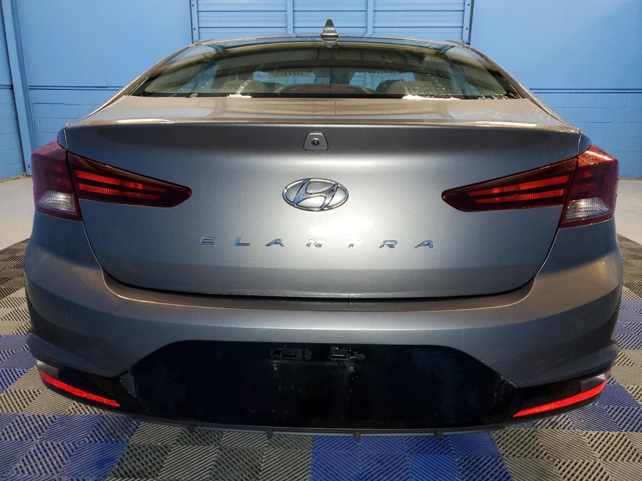 2020 Hyundai Elantra - Image 6