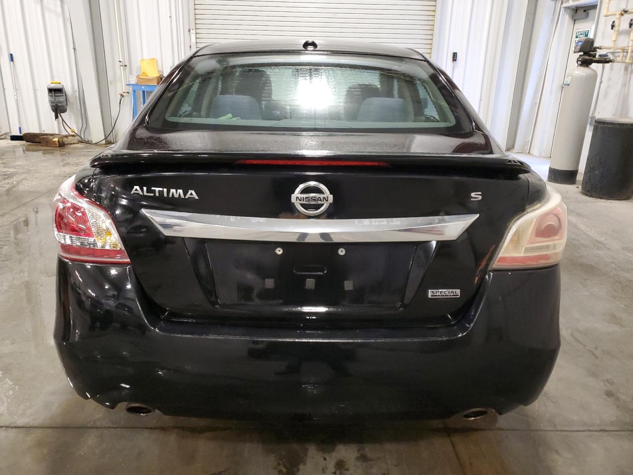 2015 Nissan Altima - Image 6