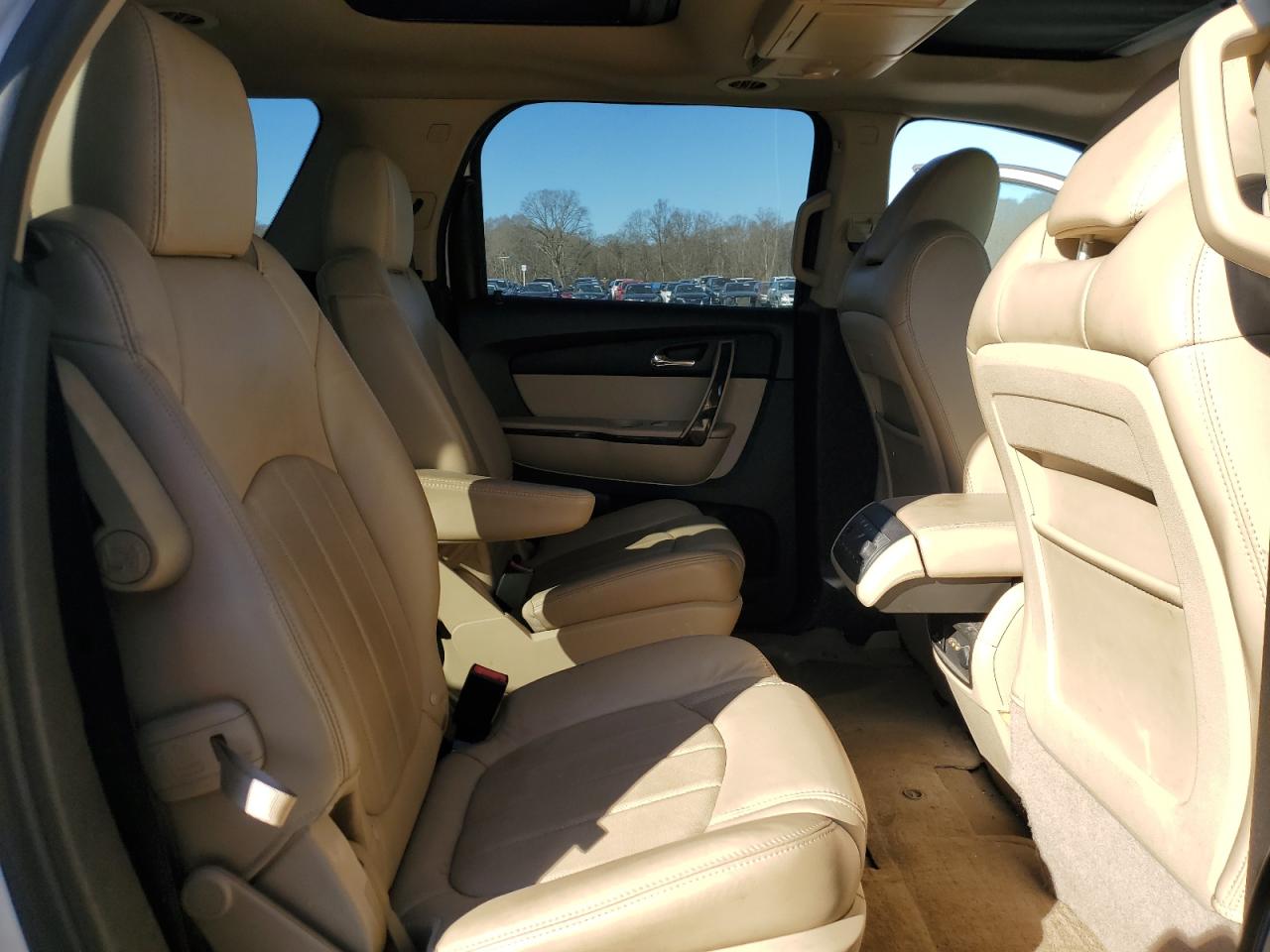 2012 GMC Acadia - Image 11