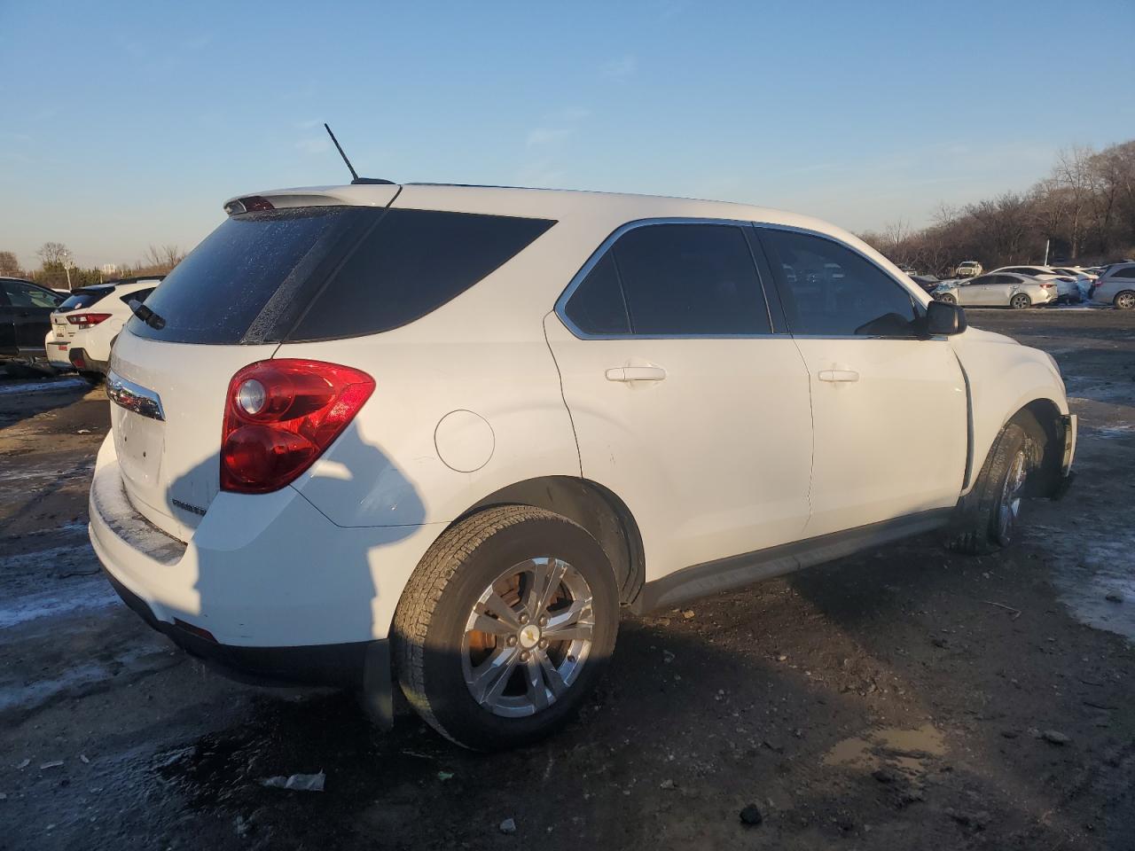 2015 Chevrolet Equinox - Image 3