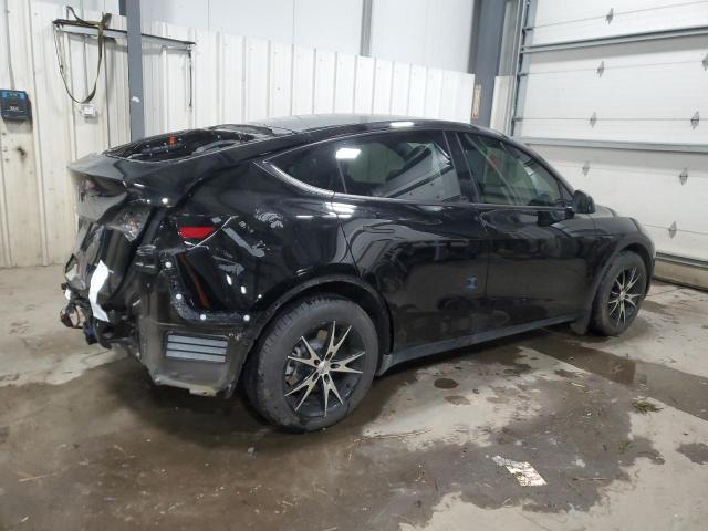  TESLA MODEL Y 2023 Черный