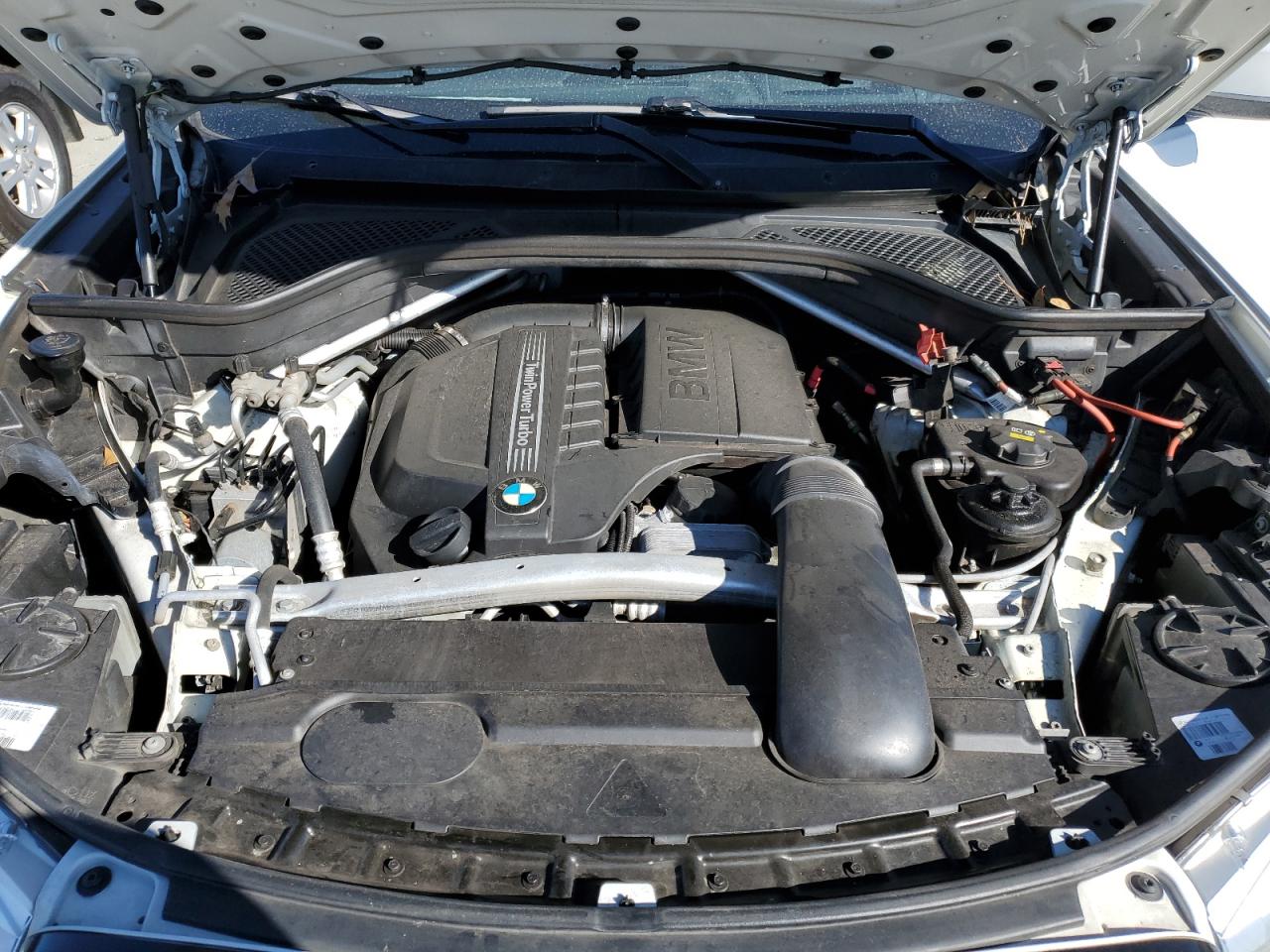 2015 BMW X6 - Image 12