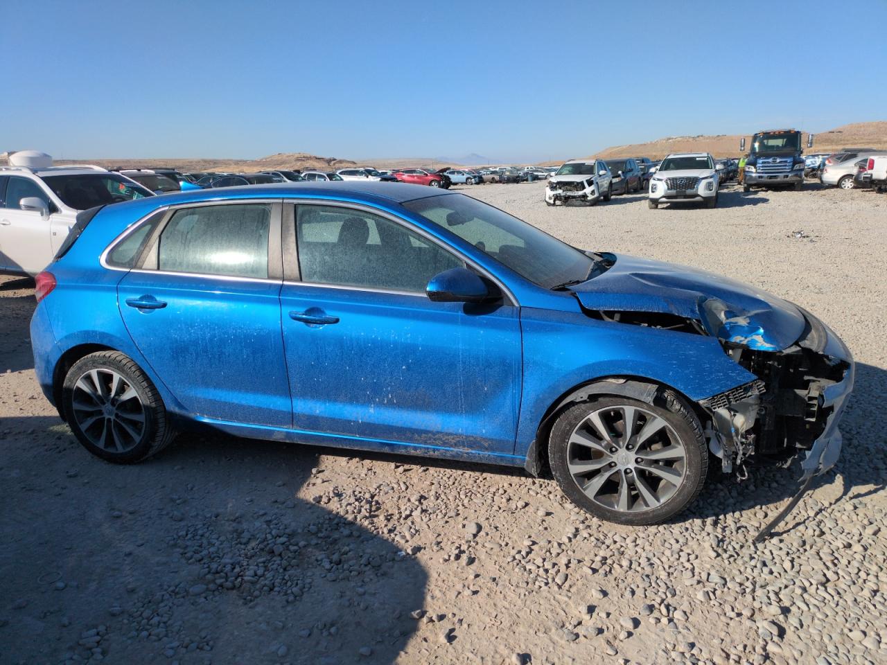 2018 Hyundai Elantra - Image 4
