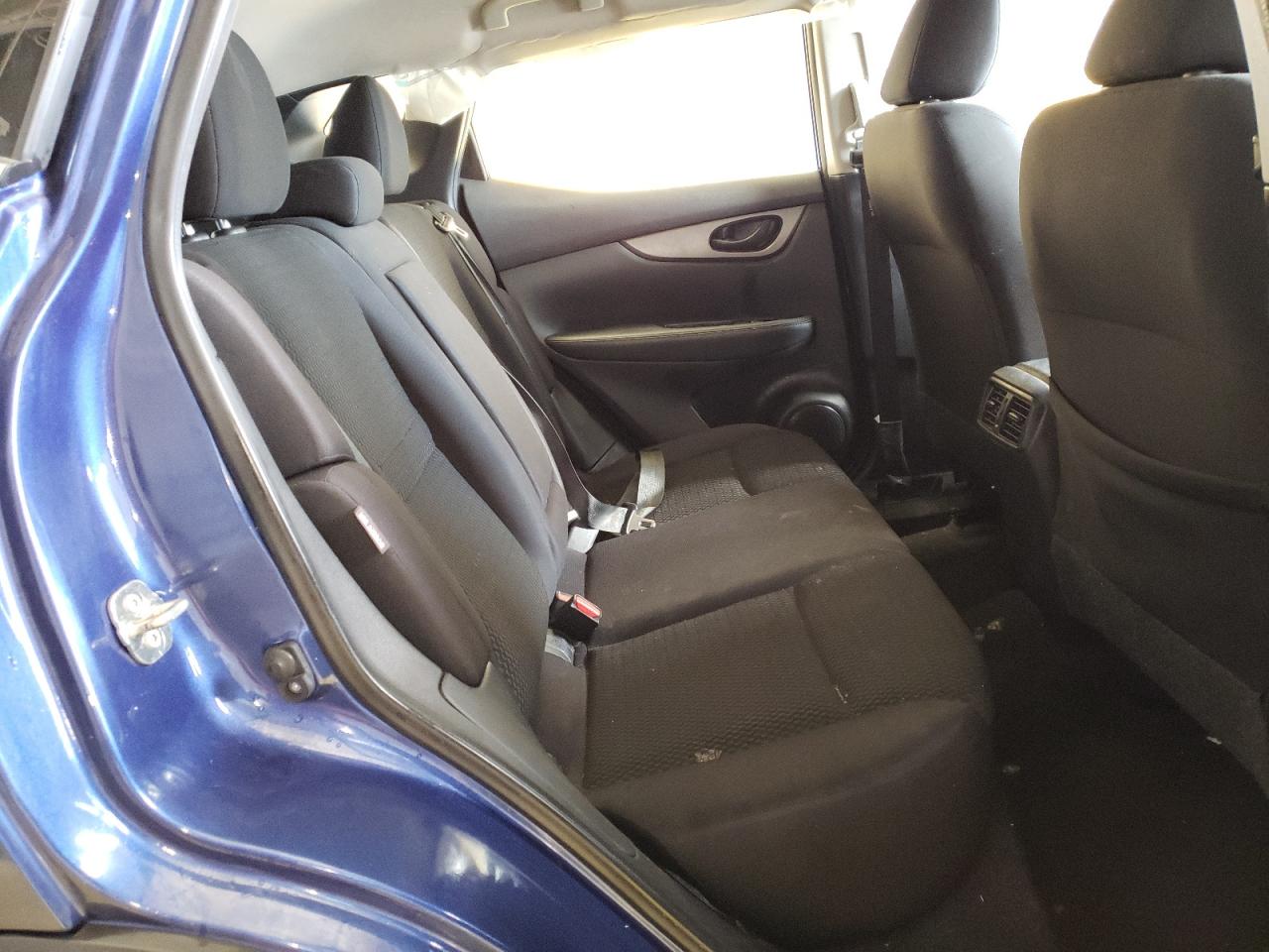2021 Nissan Rogue - Image 11