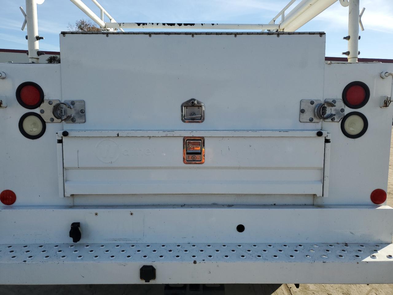 2016 Chevrolet Silverado C2500 Heavy Duty VIN: 1GB0CUEG0GZ212623 Lot: 87423374