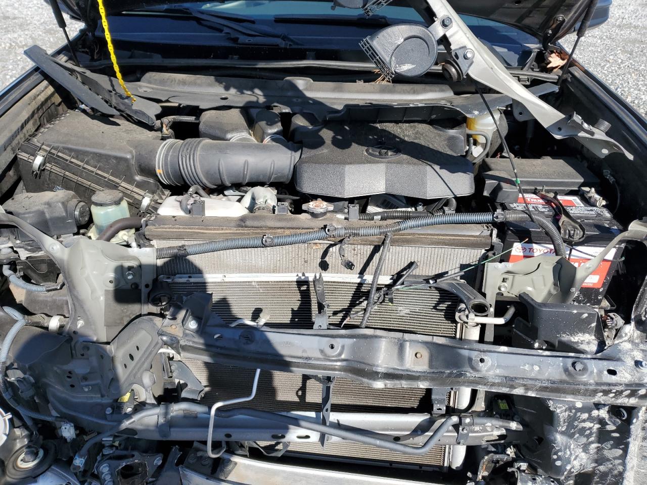 2016 Toyota 4Runner - Image 14