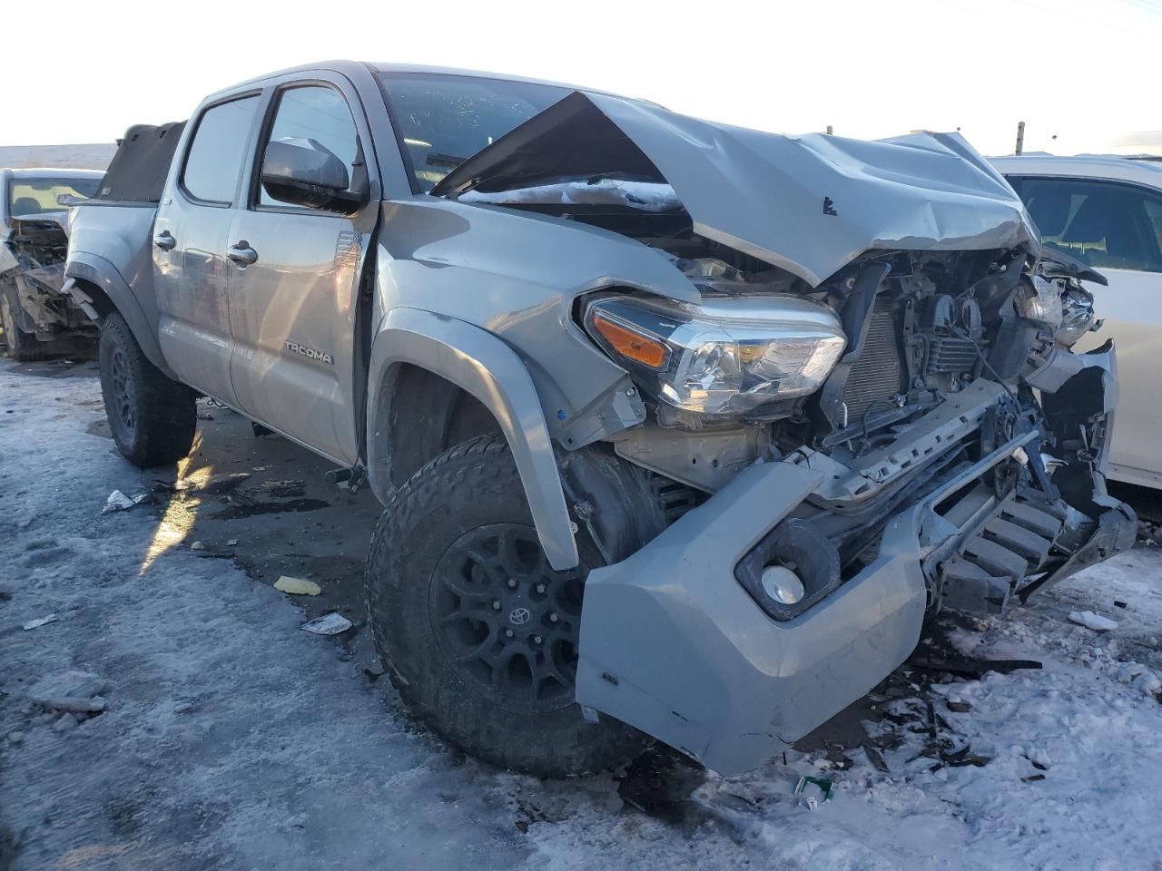 2019 Toyota Tacoma - Image 4