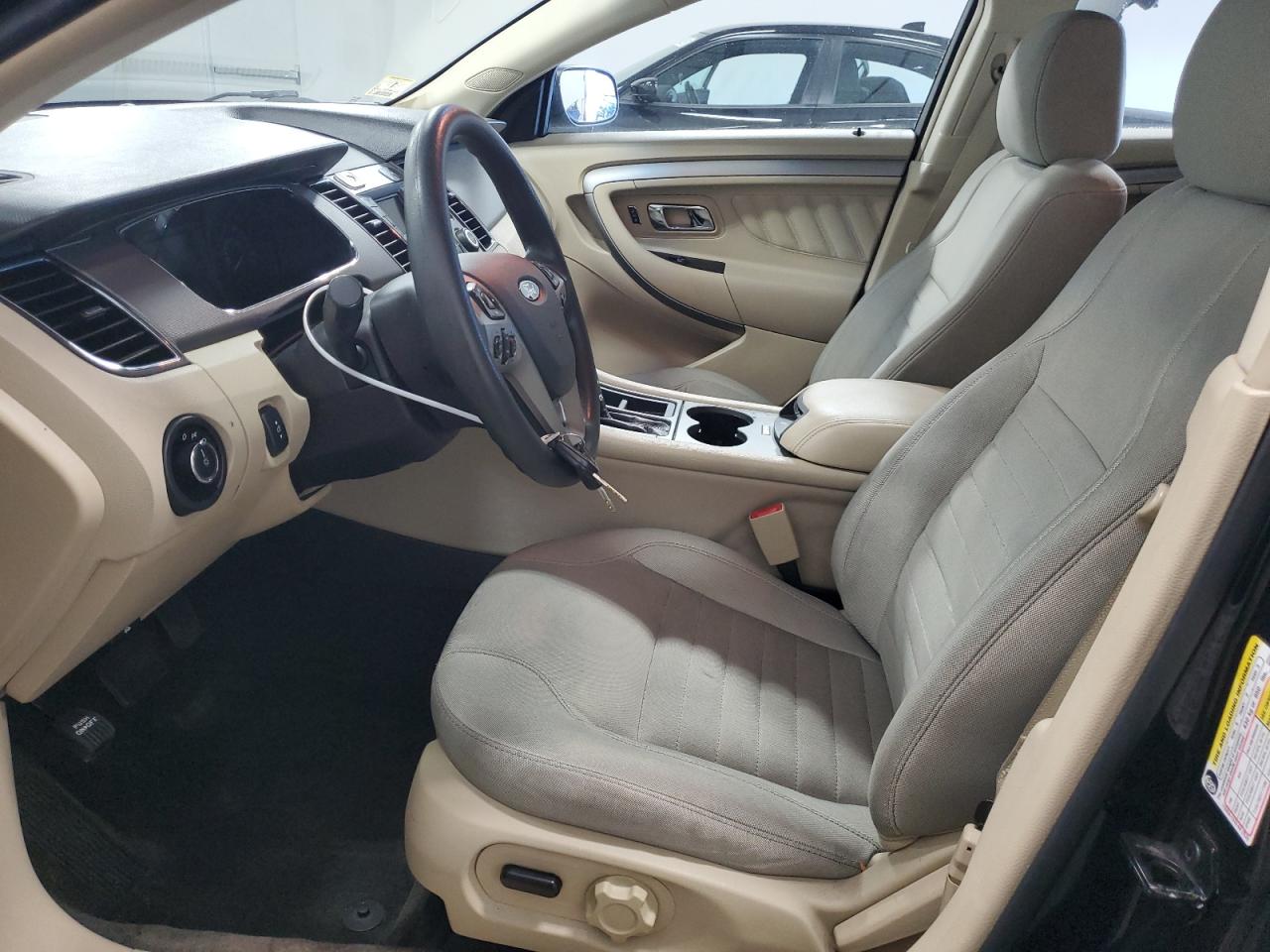 2014 Ford Taurus - Image 7