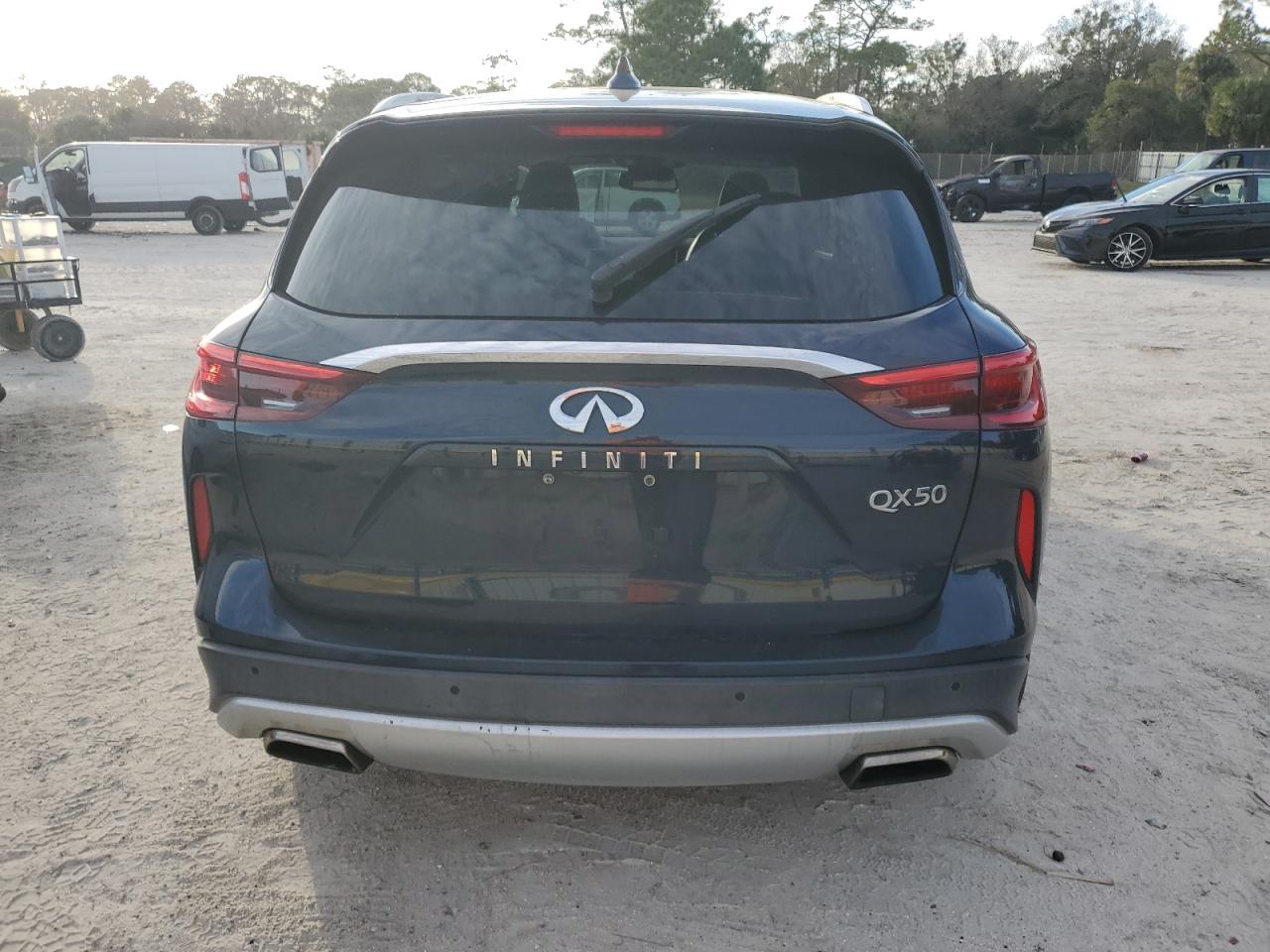 2019 Infiniti QX50 - Image 6