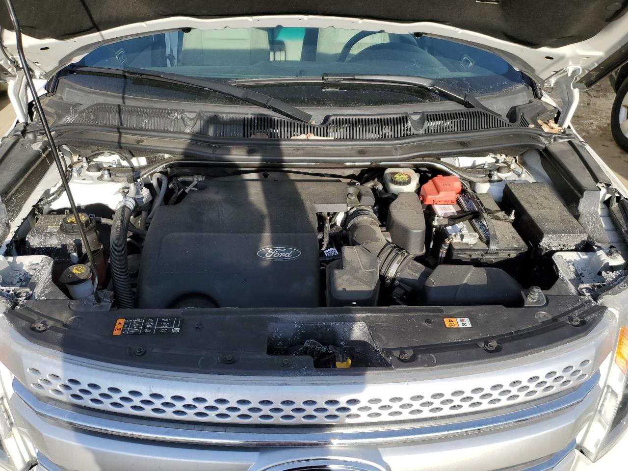 2015 Ford Explorer - Image 12