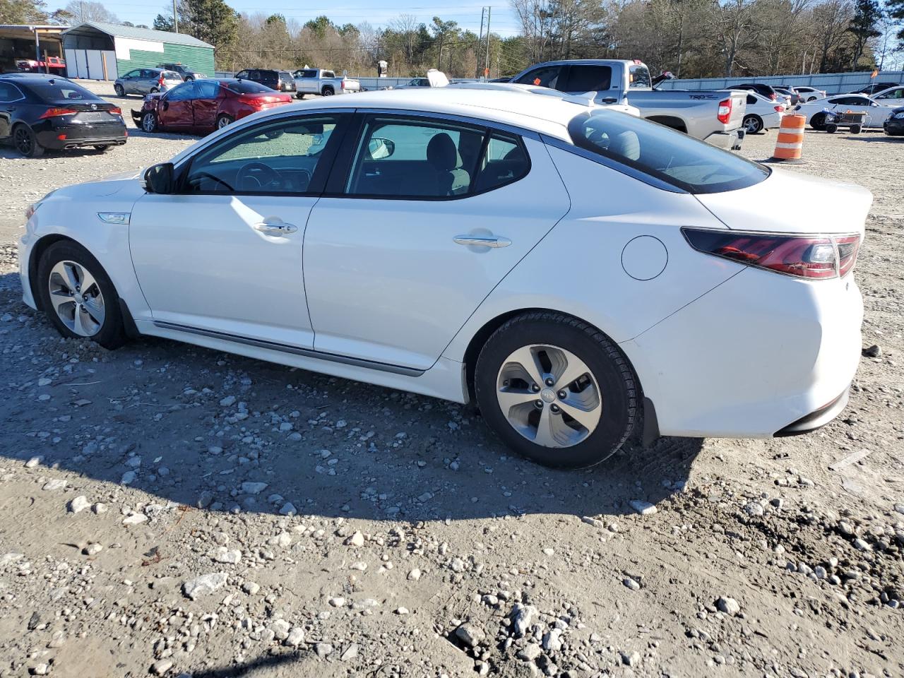 KNAGM4AD1F5087900 2015 KIA OPTIMA - Image 2