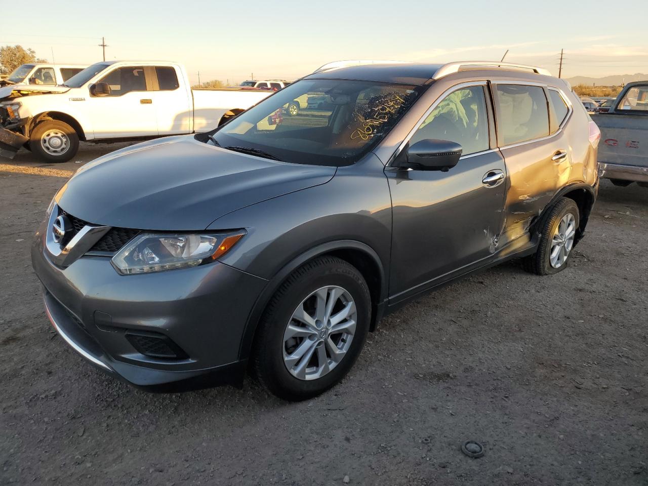 2016 Nissan Rogue - Image 1