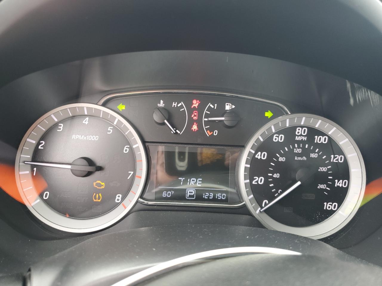 2014 Nissan Sentra - Image 9