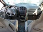 2004 Chrysler Town & Country  zu verkaufen in Hillsborough, NJ - Front End