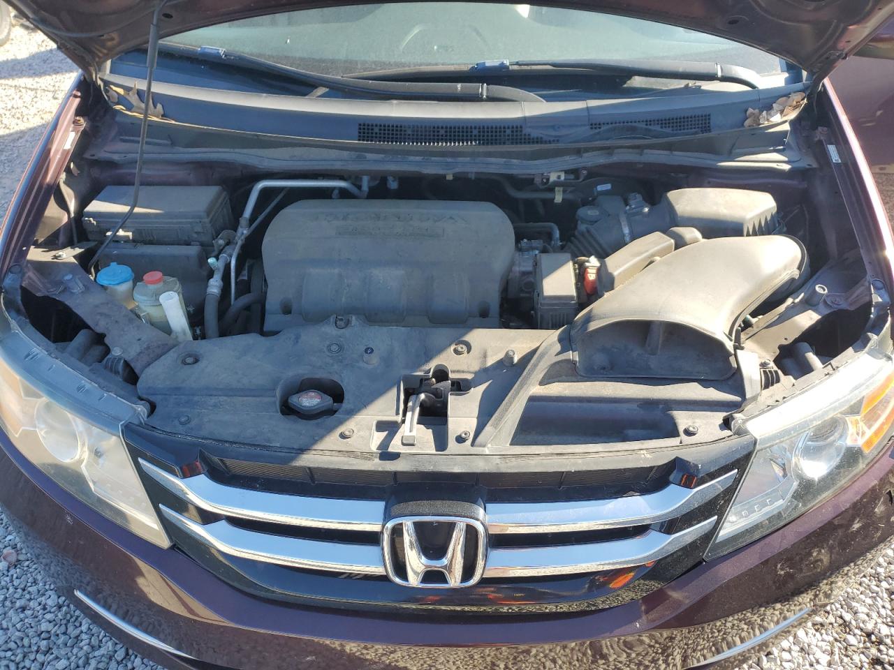 2015 Honda Odyssey - Image 12
