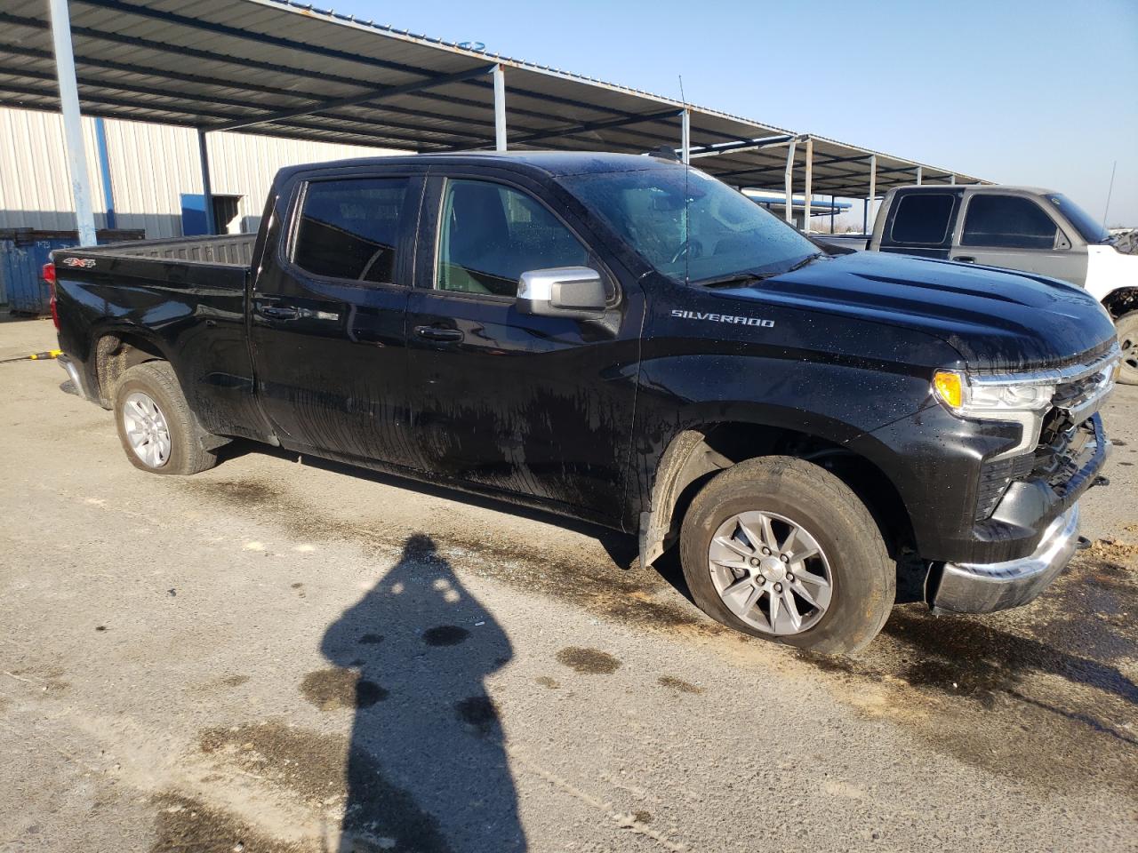 2023 Chevrolet Silverado - Image 4