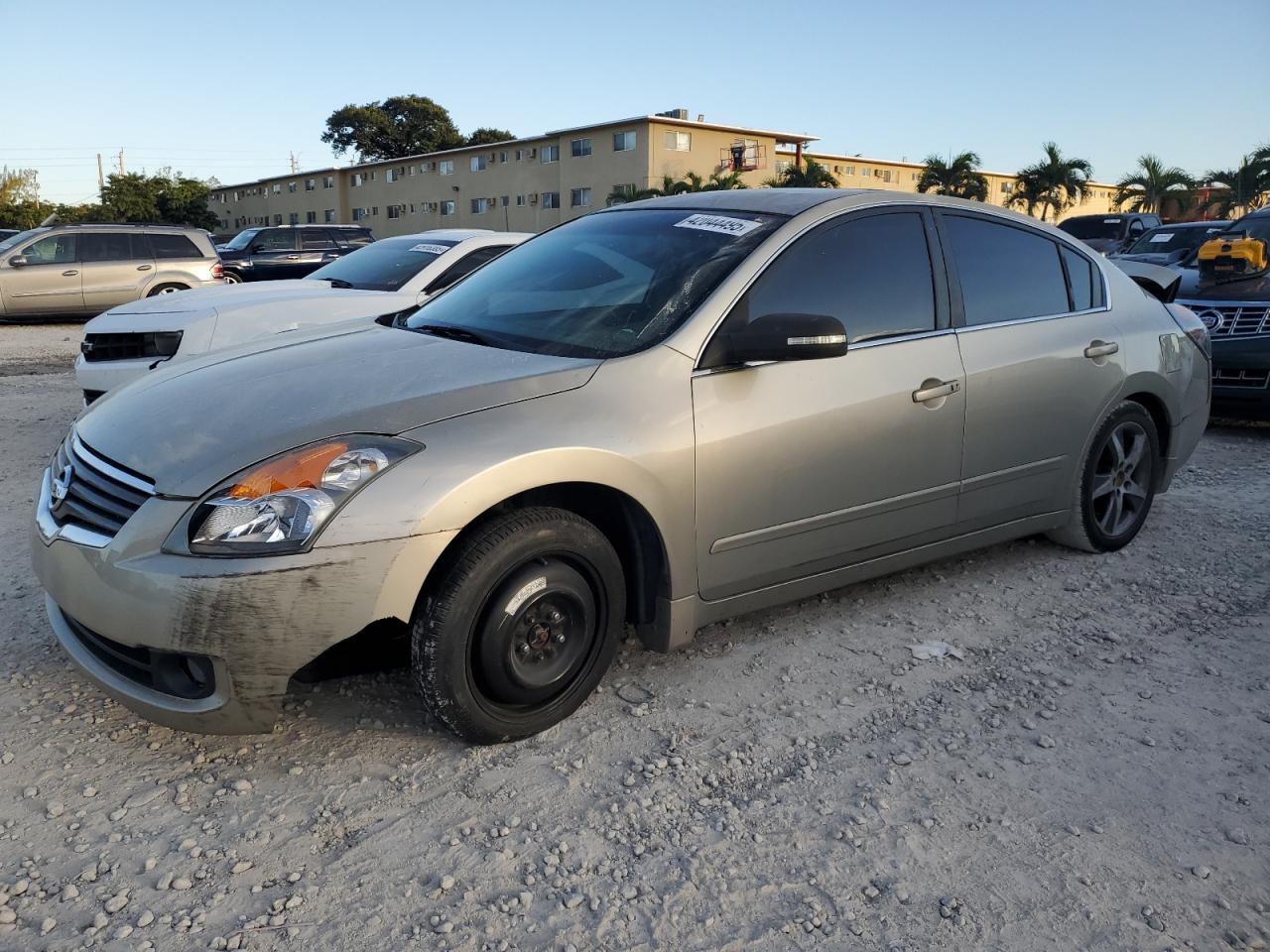 2009 Nissan Altima - Image 1