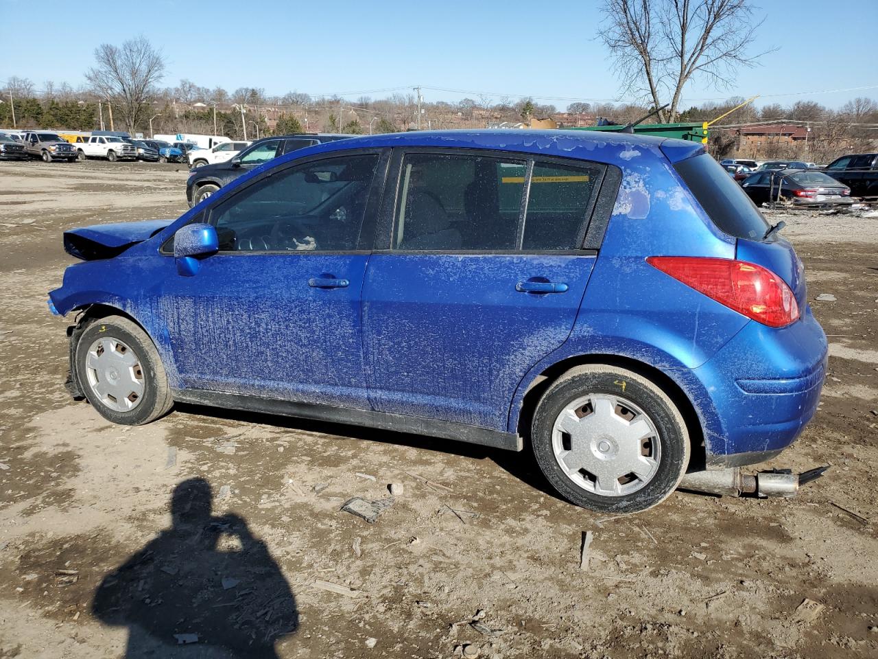 2009 Nissan Versa - Image 2