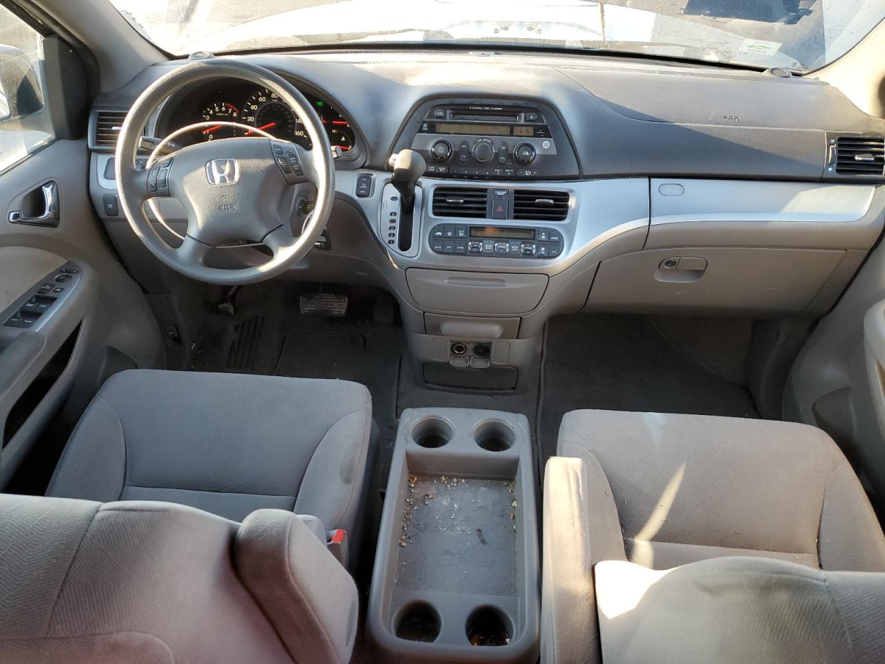 2010 Honda Odyssey - Image 8