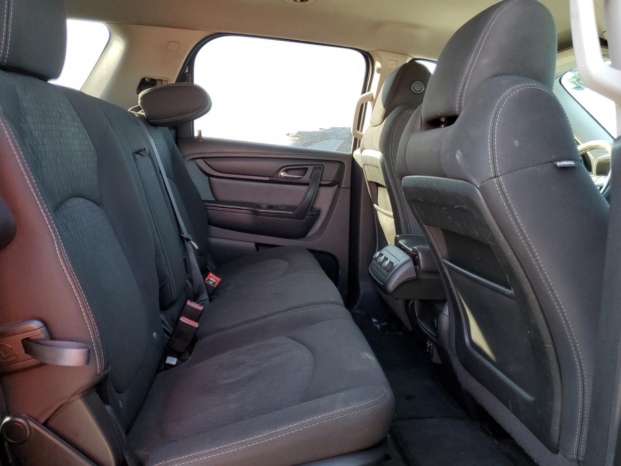 2014 GMC Acadia - Image 11
