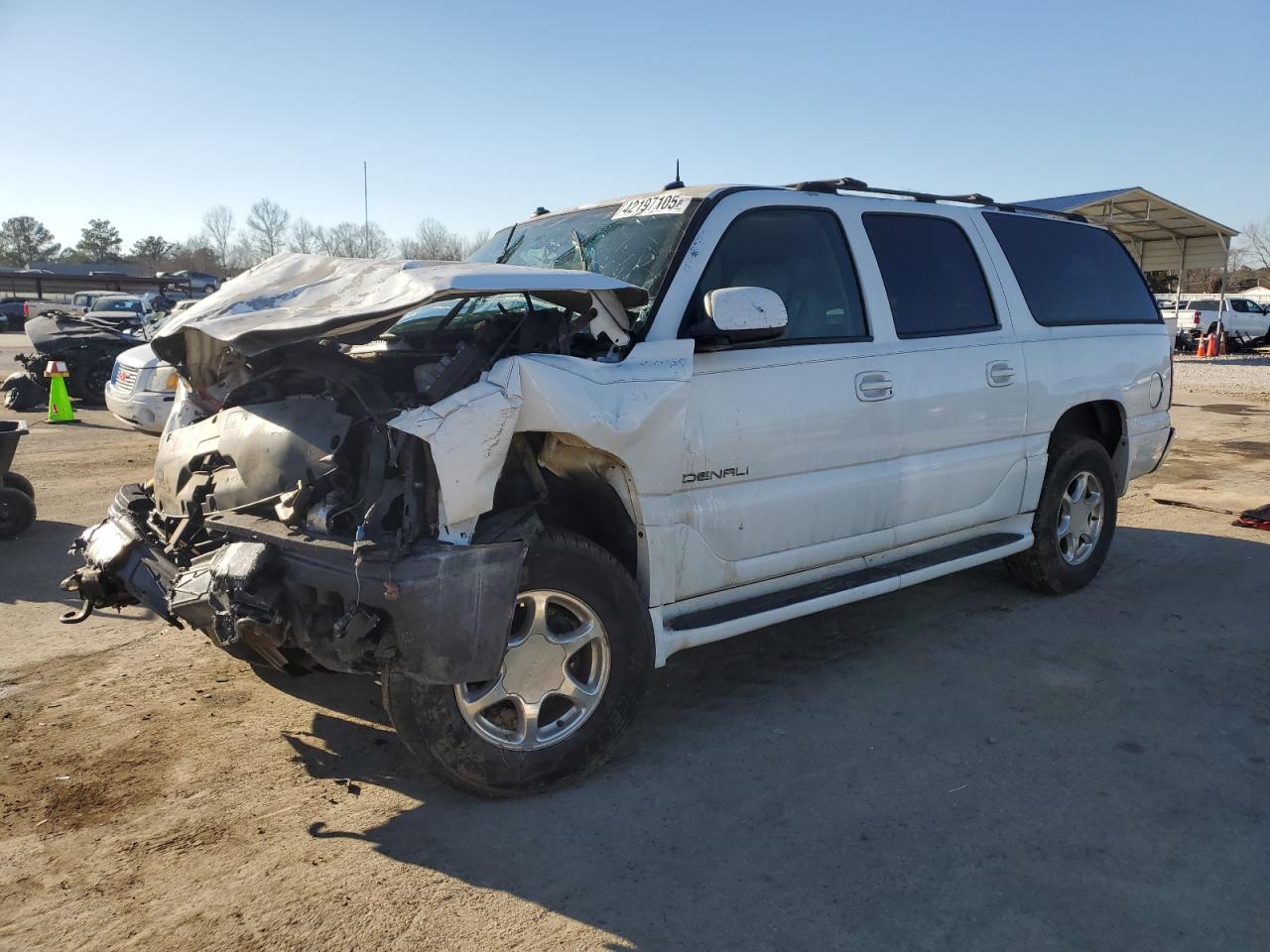 2003 GMC Yukon - Image 1