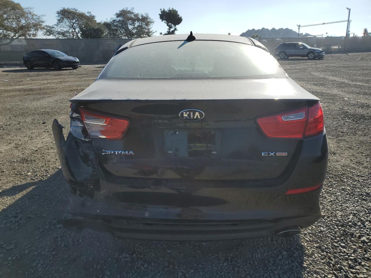 VIN 5XXGN4A72FG461775 2015 KIA OPTIMA no.6