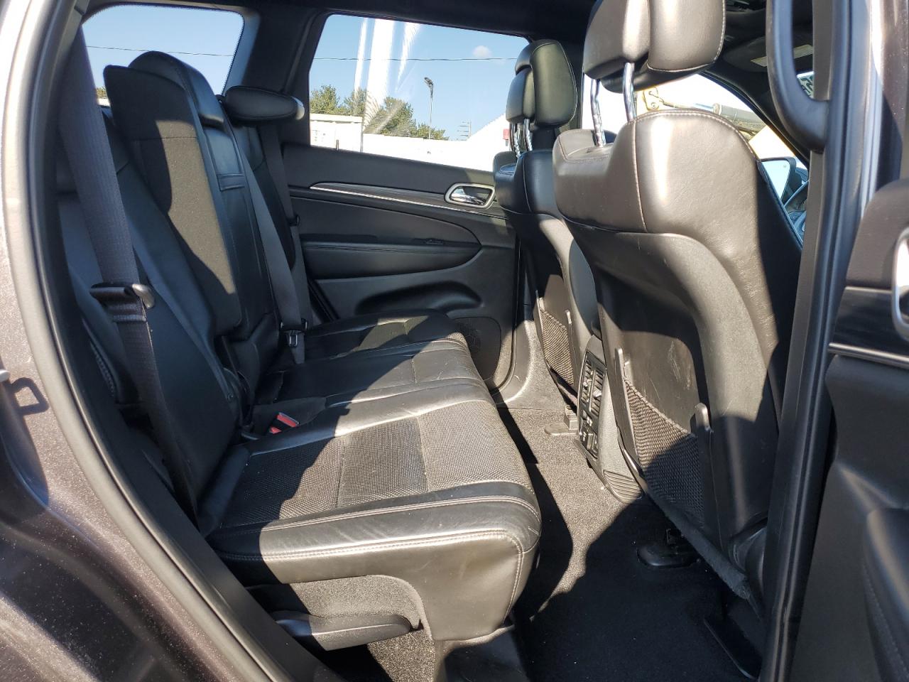 2019 Jeep Grand Cherokee - Image 11