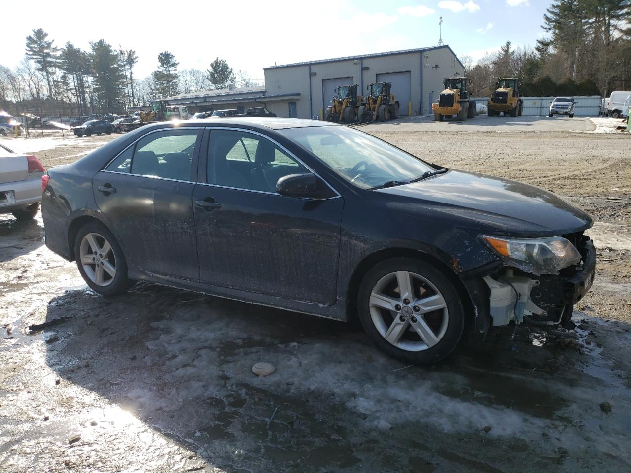 2013 Toyota Camry - Image 4