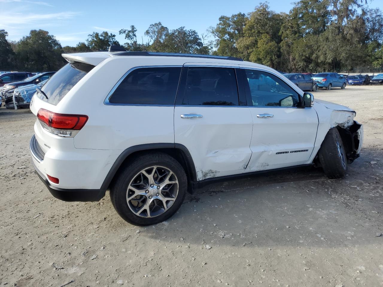 2020 Jeep Grand Cherokee - Image 3