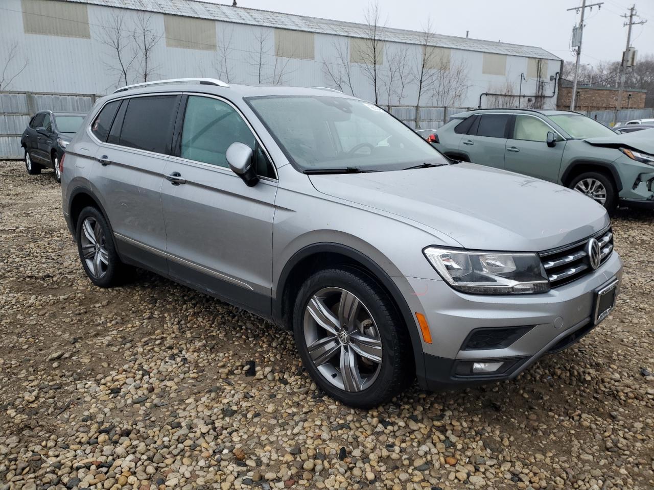 2021 Volkswagen Tiguan - Image 4