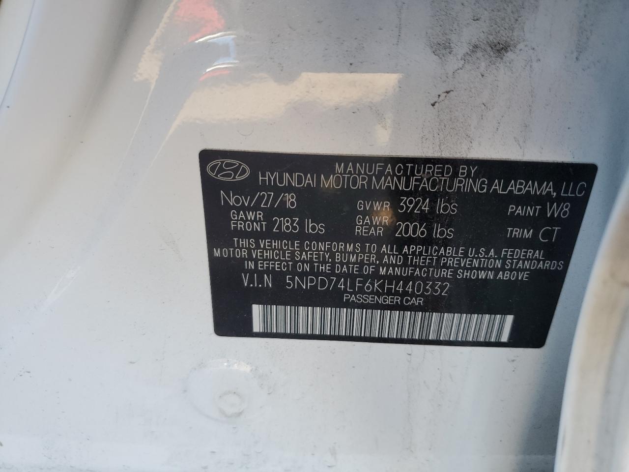 2019 Hyundai Elantra - Image 13