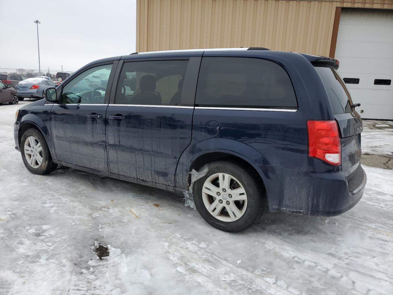 2013 Dodge Caravan - Image 2