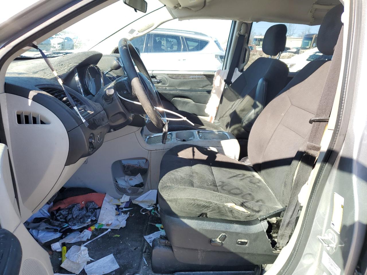 2015 Dodge Caravan - Image 7