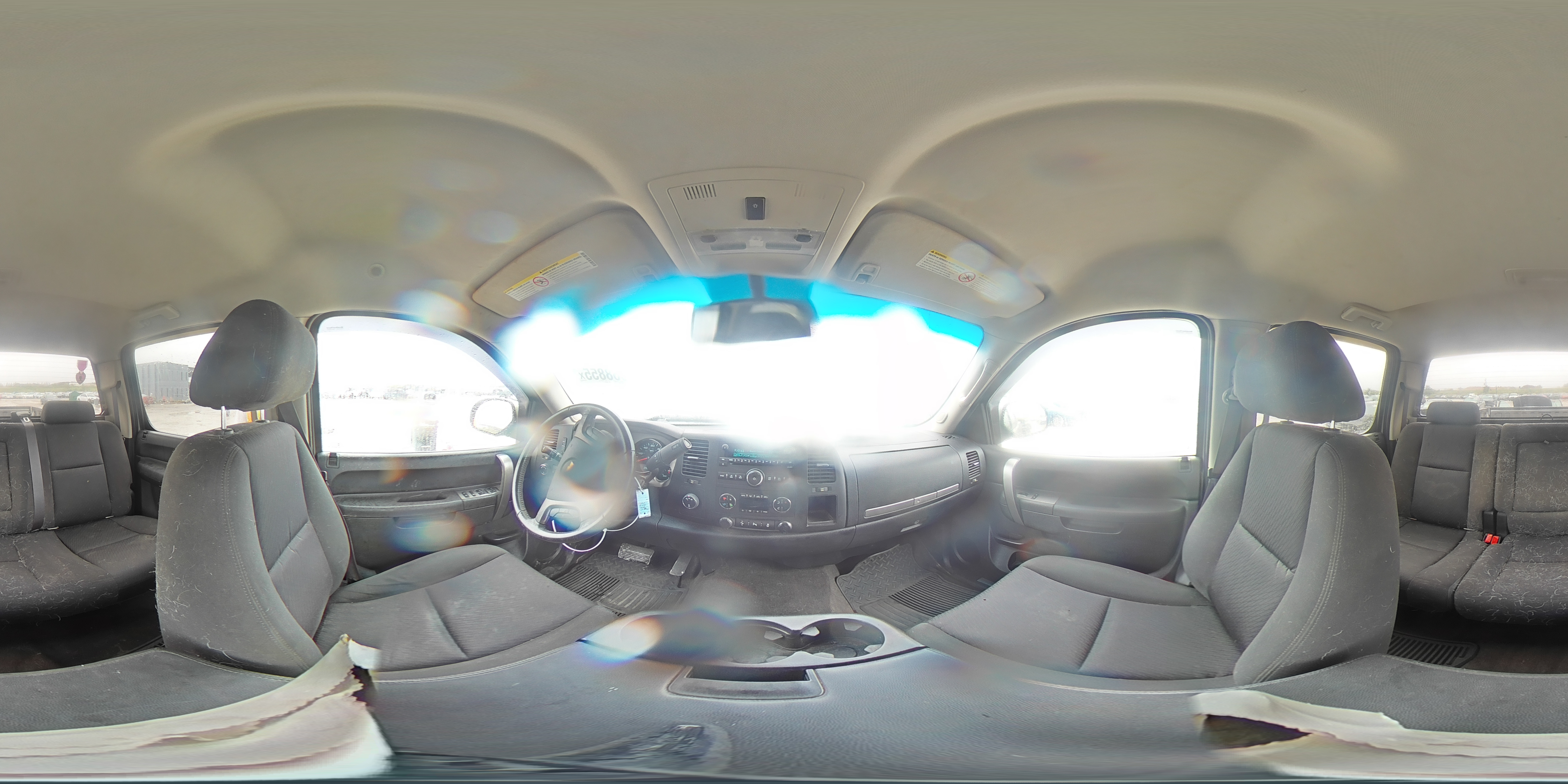 2014 Chevrolet Silverado - Image 13