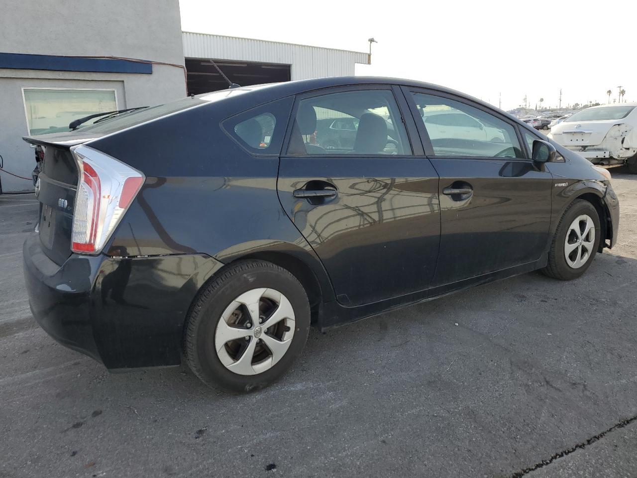 2015 Toyota Prius - Image 3