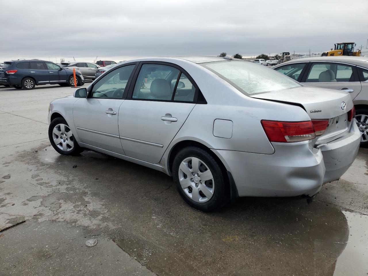 2008 Hyundai Sonata - Image 2