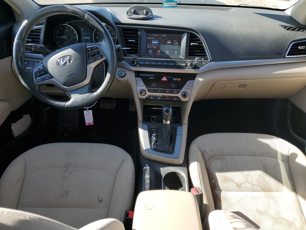 2018 Hyundai Elantra - Image 8