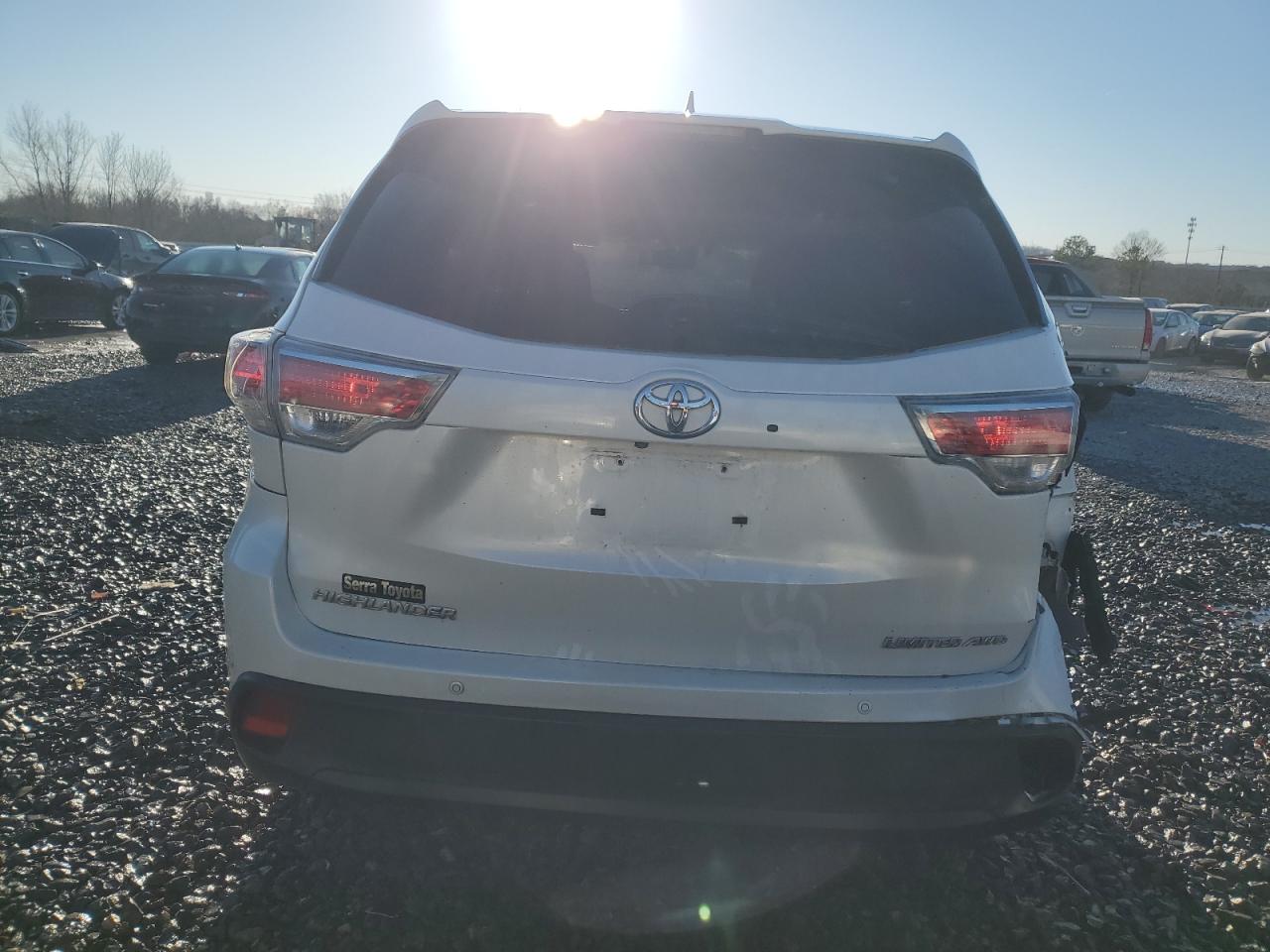 2016 Toyota Highlander - Image 6