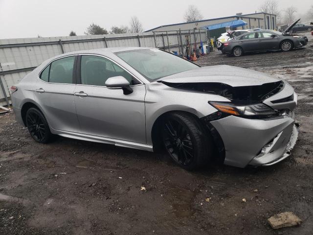  TOYOTA CAMRY 2023 Srebrny