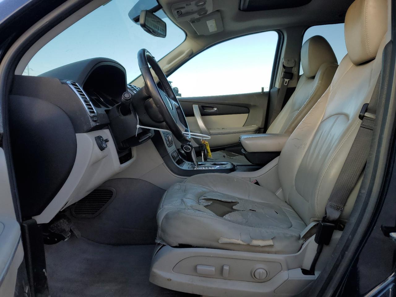 2011 GMC Acadia - Image 7