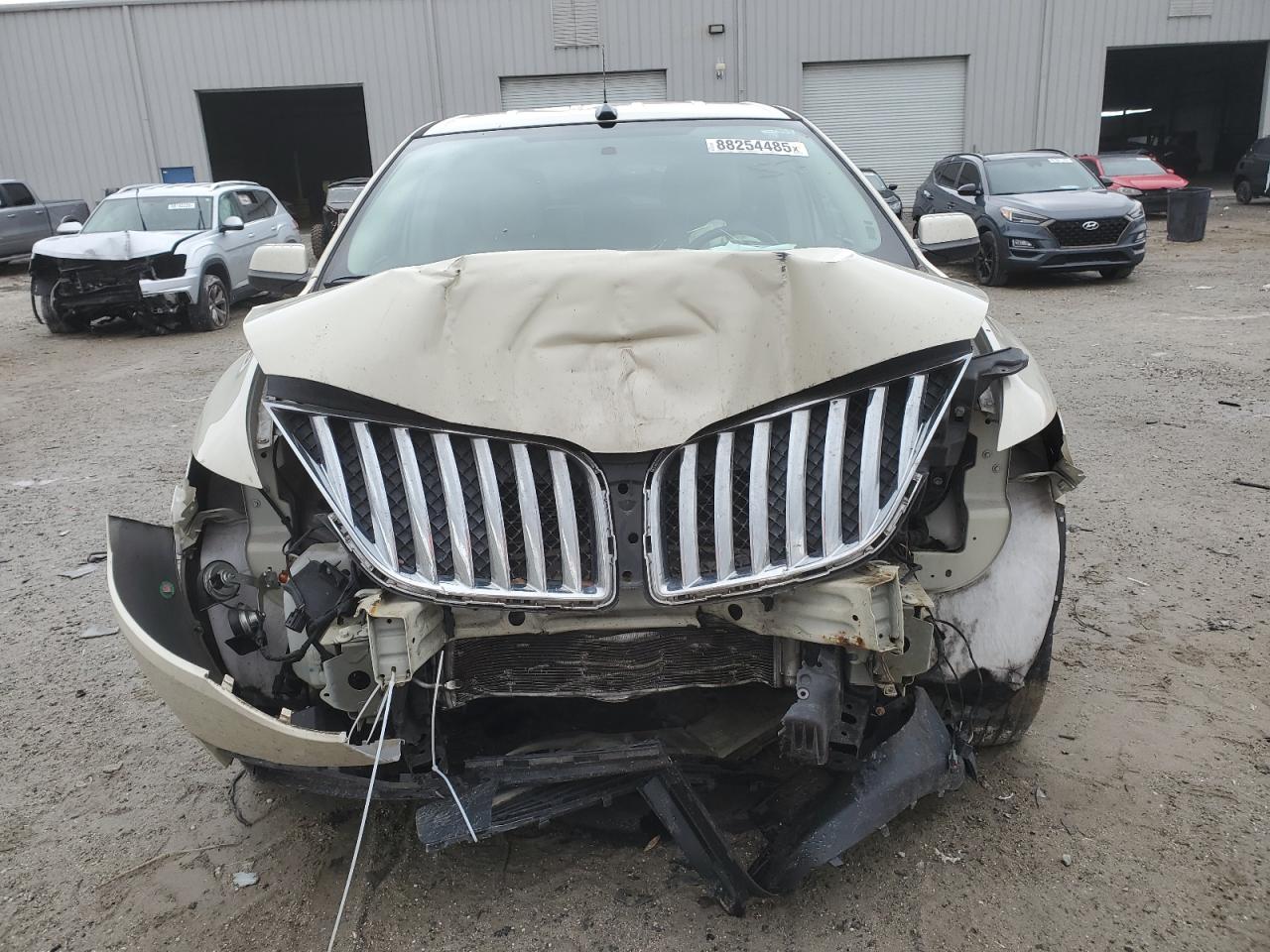 VIN 2LMDJ6JK5FBL33321 2015 LINCOLN MKX no.5