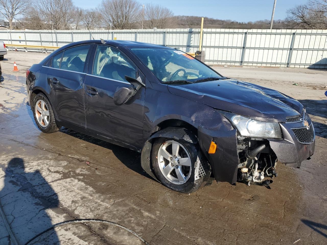 2014 Chevrolet Cruze - Image 4