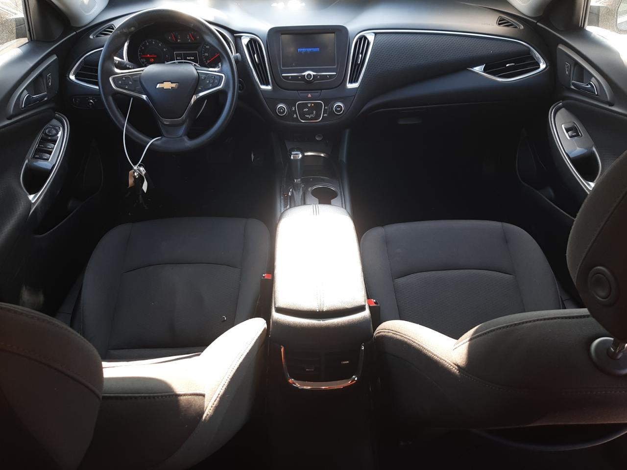2018 Chevrolet Malibu - Image 8