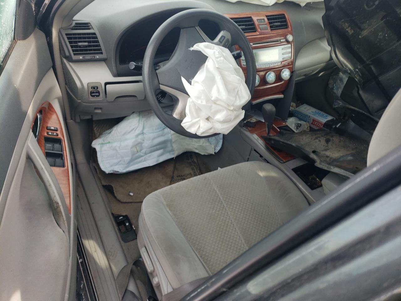 2009 Toyota Camry - Image 8