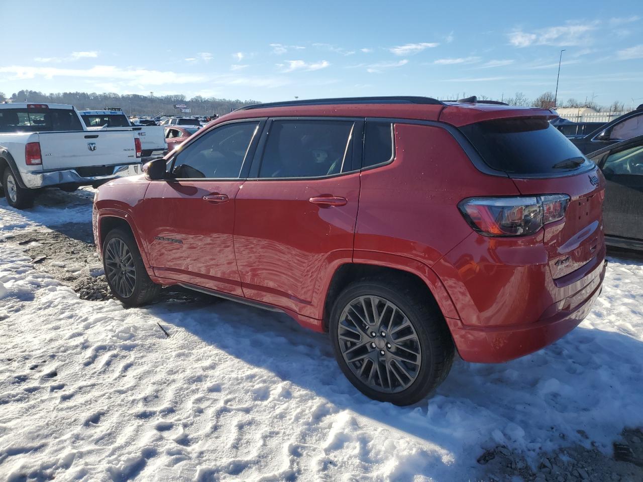 2022 Jeep Compass - Image 2